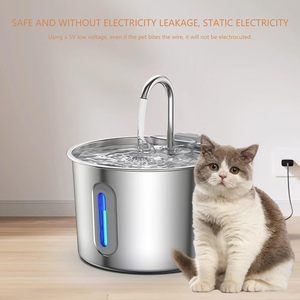 Distributeur d'eau pour animaux de compagnie OEM/ODM 2,2 L en acier inoxydable 304 écologique à débit automatique, motif uni, alimenté par batterie, portable pour chiens - Product Image 6