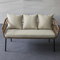 Ensemble de canapé en rotin tressé gris anthracite 4 pièces avec 2 fauteuils et table basse, mobilier de patio avec coussins crème pour jardin