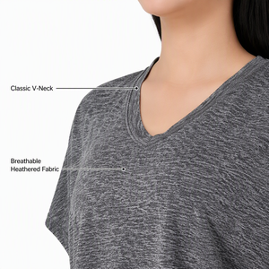 Haut de sport gris premium pour femme, col en V, coupe ample, manches chauve-souris, et mini-short blanc taille haute assorti pour le yoga - Product Image 6