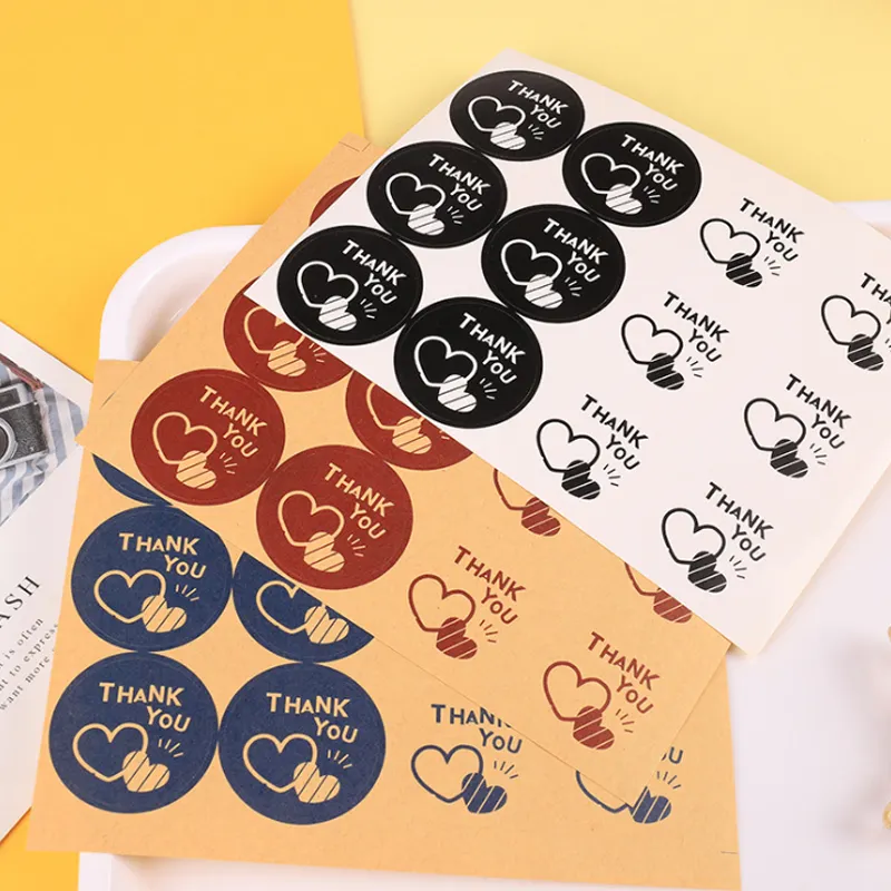 100ピース/パックKawaiiありがとうRoundハートComic Packaging Seal Sticker LabelsためEnvelope Birthday Party Gifts 3選択