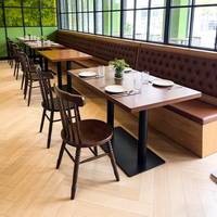 Nous produisons des meubles de restaurant de style vintage et pouvons fabriquer sur mesure des tables, des chaises et des banquettes.