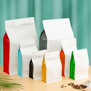 Pochette d'emballage debout en plastique mat personnalisé en feuille d'aluminium 250G 1KG sac en grains de café à fond plat avec valve
