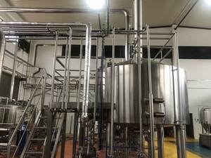 Sistema de cervecería de <span class=keywords><strong>cerveza</strong></span> industrial automático 2000L 3000L 5000L Equipo de elaboración de <span class=keywords><strong>cerveza</strong></span> con <span class=keywords><strong>material</strong></span> de recipiente a presión SUS304 - Product Image 2