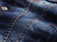 Nouvelle conception, logo brodé, patch imprimé, veste en jean personnalisée pour homme, bleu délavé, veste en denim de style streetwear pour homme