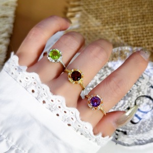 Anillo de Dedo Ajustable con Flor de Plata de Ley 925, 9 Piezas, con Cristal Natural Redondo de 7mm, Chapado en Oro, Joyería Antideslustre para Mujer - Product Image 3