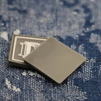 Écusson personnalisé haut de gamme 3D à coudre pour vêtements en toile avec logo, étiquette en caoutchouc souple PVC décorée de strass pour chapeaux