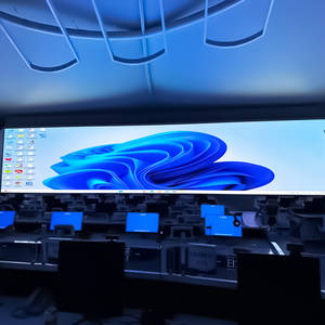 Écran d'affichage LED pliable GOB P1.2 P1.5 P1.8 P2.5, bannière numérique intérieure Plug & <span class=keywords><strong>Play</strong></span> avec support totem pour magasin - Product Image 3