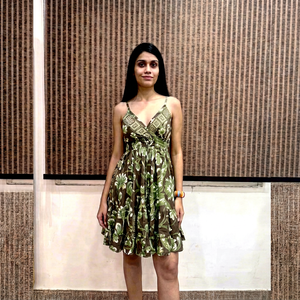 Women's Summer Boho Simple Floral Printed Silk Viscose Polyester Woven Loose Silhouette Floor-Length Ruffle Hem <b>Elastic</b> Waist - Product Image 1