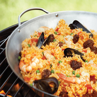 Wajan baja Spanyol panci panggangan koki untuk BBQ dan induksi Paella panci memasak logam kompatibel untuk penggunaan di rumah
