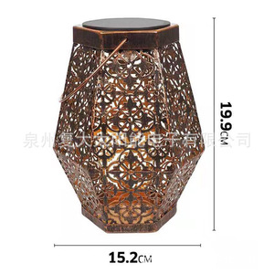 Lanternes solaires de jardin hexagonales en métal, lumière LED suspendue pour l'extérieur, résistantes à l'eau, garantie de 2 ans - Product Image 5