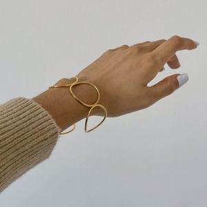Brazalete Abierto de Acero Inoxidable de Moda, Chapado en Oro de 14K, para Unisex - Product Image 5