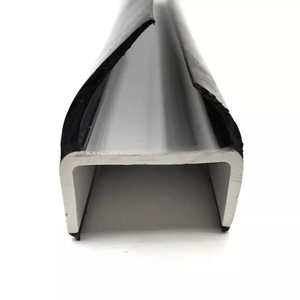 Tira de juntas de goma para puerta de contenedor de envío de PVC H utilizada para puertas de <span class=keywords><strong>camiones</strong></span>, puertas de furgonetas, contenedores de remolque, accesorios para carrocería - Product Image 3