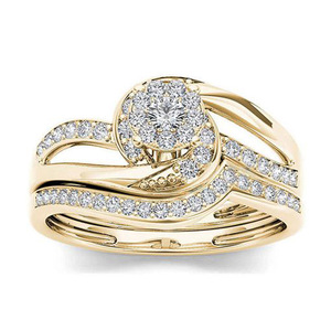 Anello con Accenti in Cristallo per Donne, Elegante Anello alla Moda, Accessorio per Uso Quotidiano e Feste - Product Image 1