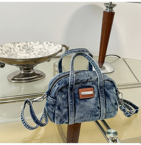 Washed Denim <b>Bag</b> New Arrival Large Capacity Crossbody Shoulder <b>Bag</b> for Women Portable Denim Boston <b>Bag</b> With Zipper Design - Product Image 4
