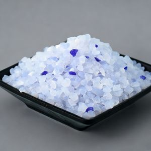 Litière <span class=keywords><strong>pour</strong></span> <span class=keywords><strong>chat</strong></span> en gel de silice à grosses particules, faible teneur en poussière, écologique, multicolore, modèle 001, usine source du Shandong, OEM ODM personnalisé - Product Image 1