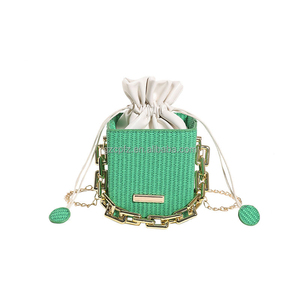 Nouveau style 2027 – Sac à main tendance pour femme avec chaîne – Sac bandoulière petit format carré – Lot mixte - Product Image 4