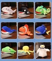 Vente en gros d'animaux marins jouets en peluche comprenant requin baleine caméléon crocodile pieuvre pingouin marionnette à main en nylon PP coton