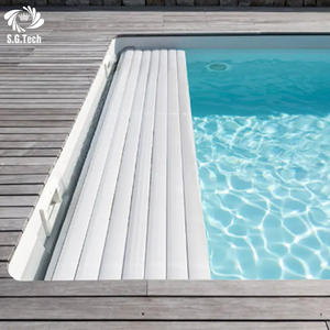 Couverture de <span class=keywords><strong>piscine</strong></span> personnalisée couverture de bande flottante en matériau PC couverture de <span class=keywords><strong>volet</strong></span> <span class=keywords><strong>roulant</strong></span> sans installation sur piste - Product Image 3