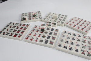 Premium Portable Melamine American <b>Mahjong</b> <b>Set</b> 152 Tiles Colorful Blue Green Pink Red Beige Durable & Eco-Friendly - Product Image 3