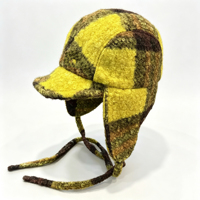 Gorro de Invierno Tipo Ushanka con Orejeras de Felpa Rizada y Visera, Personalizable con Logotipo, Proveedor de Gorros