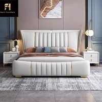 Ensemble de lit de chambre à coucher en bois de luxe italien de grande taille, de haute qualité, très vendu, personnalisable avec tables de chevet