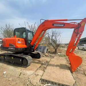 รถขุดมือสอง Doosan DX60-9C ขนาด 6 ตัน รถขุดตีนตะขาบมือสอง ราคาแข่งขัน มีสินค้าในสต็อก - Product Image 1