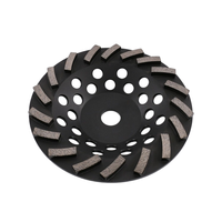 Meule diamantée robuste de 100 mm à liant métallique pour le traitement des surfaces en béton, des coins et des terrazzo