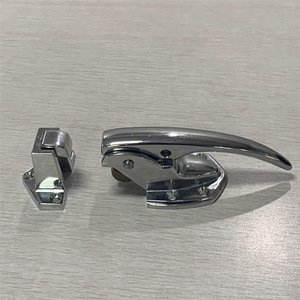 Manija Industrial de Aleación de Zinc CoolMax con Palanca y Cierre de Rodillo para Puertas de Horno y Muebles CM-1300-L - Product Image 4