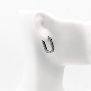 Pendientes de Clip Geométricos Cuadrados y Únicos de Acero de Titanio, Joyería Unisex, Otoño 2024 - Product Image 4