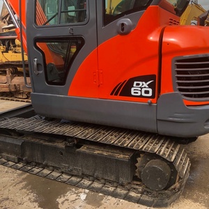 Mini-excavatrice sur chenilles hydraulique Doosan DX60 6 tonnes d'occasion 2021 – Composants essentiels incluant moteur, boîte de vitesses et engrenages - Product Image 2