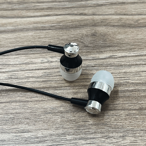 Auricular deportivo con cable Super Bass 3,5mm Auriculares para juegos Colorfu Auriculares con micrófono para <span class=keywords><strong>xiaomi</strong></span> para teléfonos Samsung - Product Image 6