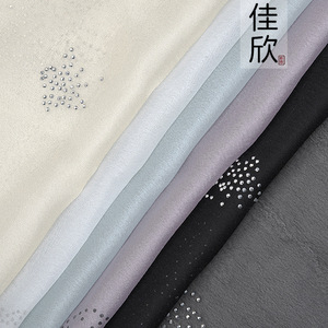 Fábrica de telas en China Mariposa arrugada Diamante caliente Oro caliente Organza Luz Hanfu Estilo antiguo Falda confuciana Etapa - Product Image 1