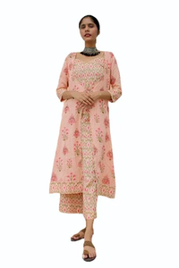 Vestido corto floral al por mayor con tela de georgette y estampado floral, vestido corto con mangas abullonadas en venta por exportadores - Product Image 3