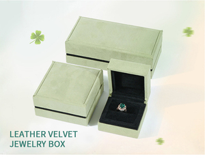 New green flannelette ring bracelet jewelry gift box factory custom pendant box jewelry Packing box Jewelry travel pouch Packagi