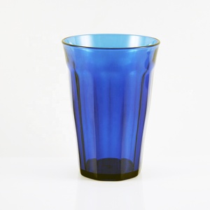 Vaso de cerveza apilable de plástico Tritan irrompible de diseño clásico de 12oz, vasos sostenibles - Product Image 1