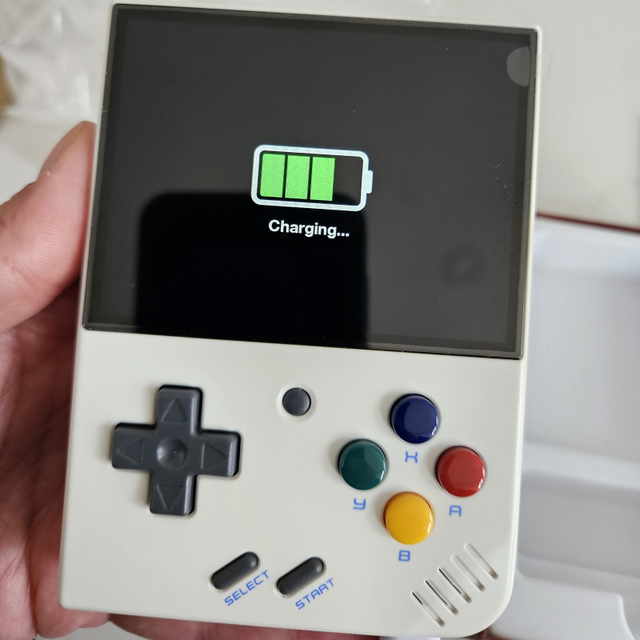 Open Source Portable Retro Handheld Classic Video Game Player Pockets Gaming Console MiyoosMini Plus V2 V3
