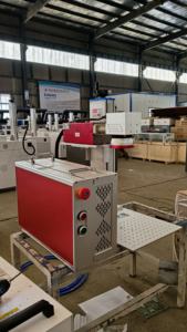 Machines UV d'inscription de laser en verre de JPT 5W avec la lentille d'Opex de taille de 300*300mm - Product Image 4