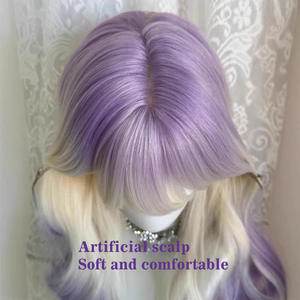 Perruque longue bouclée 62 cm de marques nationales, dégradé violet, blanc laiteux, avec raie latérale et frange, dentelle transparente, ligne de cheveux naturelle - Product Image 3