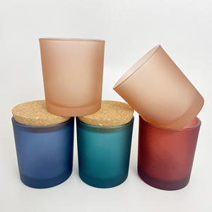 ขวดแก้วใส่เทียนเปล่าแบบขุ่น สีเขียว ขาว แดง ขนาด 10 ออนซ์ พร้อมกล่องของขวัญ รับผลิตแบบ OEM ขายส่ง พร้อมติดฉลากตามสั่ง - Product Image 3