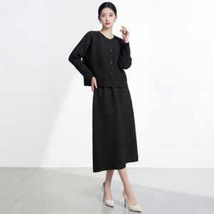 Nouvelle Collection Été 2026 : Ensemble Tendance Femme – Haut Ample Décontracté + Jupe Deux Pièces Grande Taille – Vêtements Féminins en Gros - Product Image 2