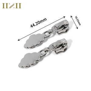 Bán Buôn Sáng Tạo Dây Kéo Kéo Đầu Thiết Kế Miễn Phí Zip Puller Phụ Kiện Phần Cứng Cho Phụ Nữ Túi Xách Đám Mây Mô Hình Dây Kéo Thanh Trượt - Product Image 2