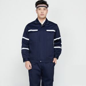 Vêtements de travail haute visibilité pour les ouvriers d'atelier, vêtements de sécurité durables en polyester et coton - Product Image 4