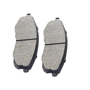 Plaquette de frein Nao chanfreiné<span class=keywords><strong>e</strong></span> de formule céramique de bonne Performance Fmsi 7832 D430 D815 pour Nissan Dongfeng Sylphy B17 Teana J31 - Product Image 1