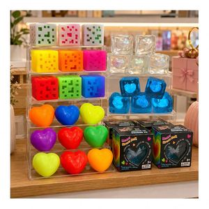 Nouvel Arrivage – Jouet Cube Cœur Luminescent dans le Noir, Balle Souple à Presser, Jouet Sensoriel Anti-Stress, Vente en Gros, Fournisseur de Packs Cadeaux - Product Image 3