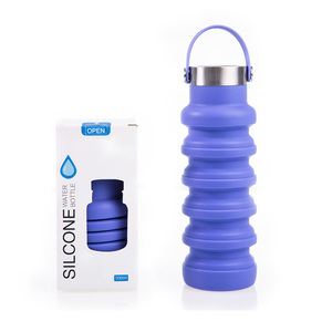 ขวดน้ำซิลิโคนพับได้ขนาด 550 มล. ปราศจากสาร BPA ขวดน้ำแบบพับได้ป้องกันการรั่วซึม พร้อมคาราไบเนอร์ สำหรับการเดินป่า ท่องเที่ยว และตั้งแคมป์ - Product Image 6