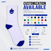 Chaussettes de sport pour hommes les plus vendues, avec logos brodés personnalisés, prix raisonnable et options de personnalisation variées pour un usage quotidien