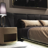 Hoch gepolsterte Betten italienisches Deluxe Doppel-Luxus bett Kingsize-Schwarz kissen Kopfteil Echt leder bett