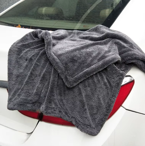 ผ้าไมโครไฟเบอร์ 1200 แกรม ขนาด 60*90 ซม. ขอบพับ บิดเกลียว ป้องกันสิ่งสกปรก สำหรับล้างรถและเช็ดแห้ง - Product Image 3