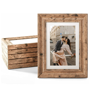 Cornice in legno rustico Versatile con cornice da parete e cornice per foto da tavolo regalo per le vacanze - Product Image 1