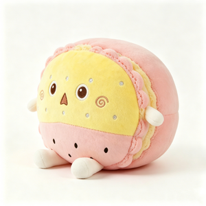 Peluche de macaron personalizado con base de semillas de sandía, parte superior amarilla crema con puntos brillantes, extremidades blancas pequeñas, juguete suave con forma de postre redondo. - Product Image 1